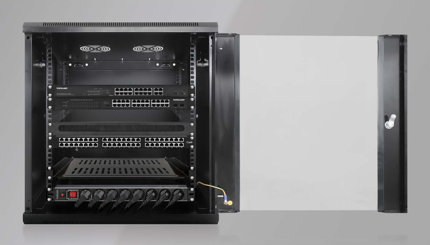 INTELLINET 19 Zoll Rack-PDU 8-fach mit Schalter und Überlastschutz
